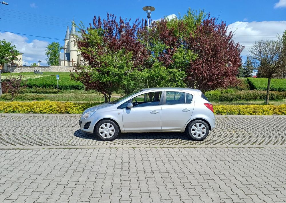 Opel Corsa 1.2 16V Graphite - Αυτοκίνητο: φωτογραφία 2 Opel Corsa 1.2 16V Graphite - Αυτοκίνητο: φωτογραφία 2