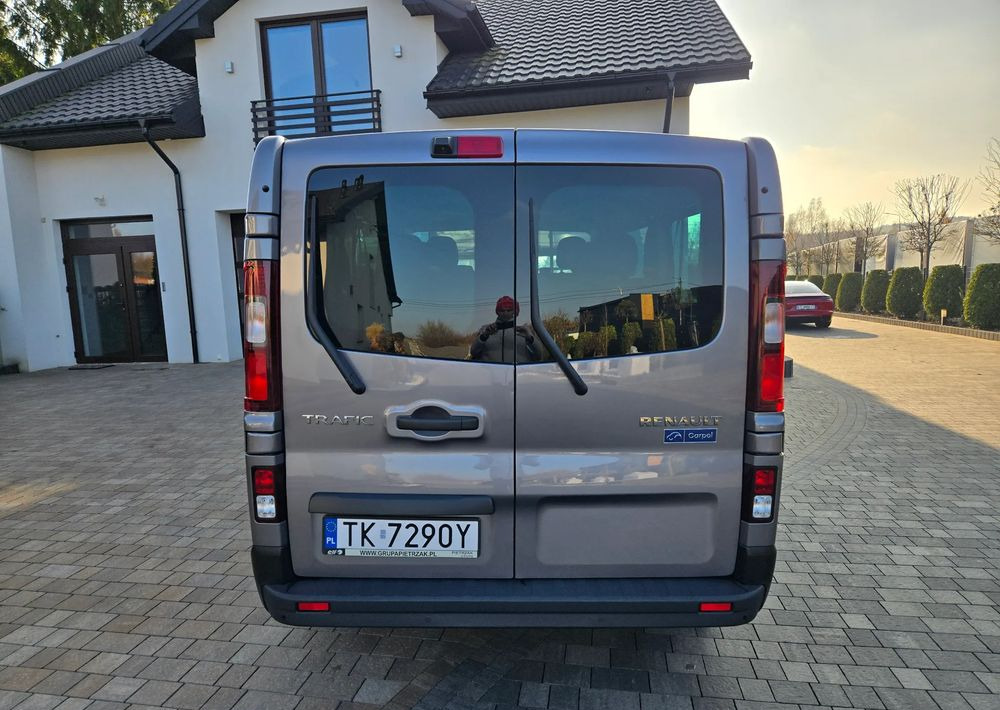 Renault Trafic Grand SpaceClass 2.0 dCi EDC - Αυτοκίνητο: φωτογραφία 4 Renault Trafic Grand SpaceClass 2.0 dCi EDC - Αυτοκίνητο: φωτογραφία 4