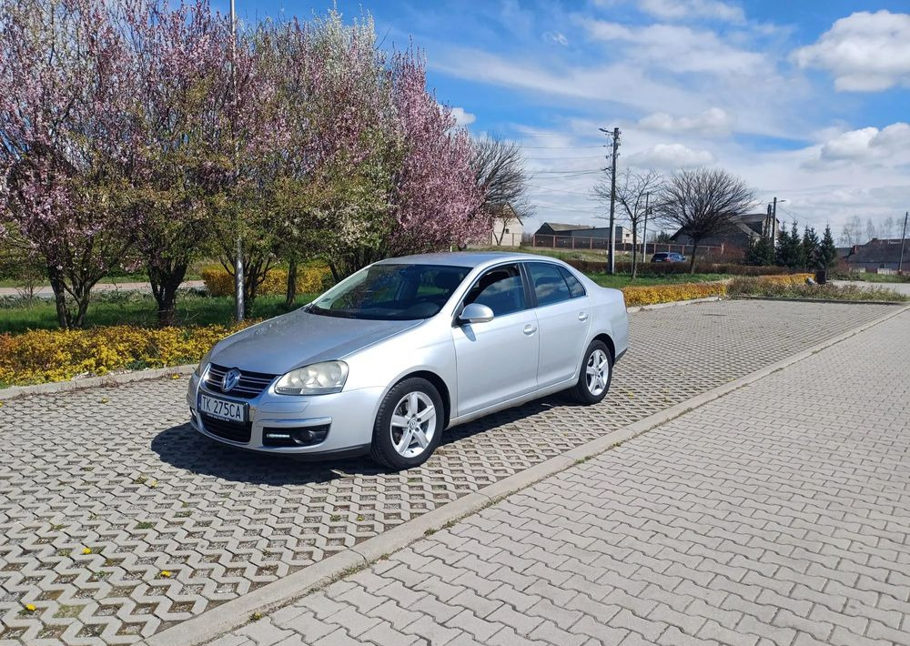 Λιμουζίνα/ Sedan Volkswagen Jetta 2.0 TDI DPF Comfortline: φωτογραφία 12