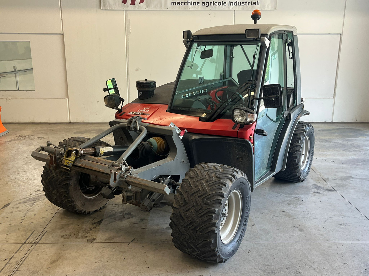AEBI TT 270 - Τρακτέρ: φωτογραφία 2 AEBI TT 270 - Τρακτέρ: φωτογραφία 2