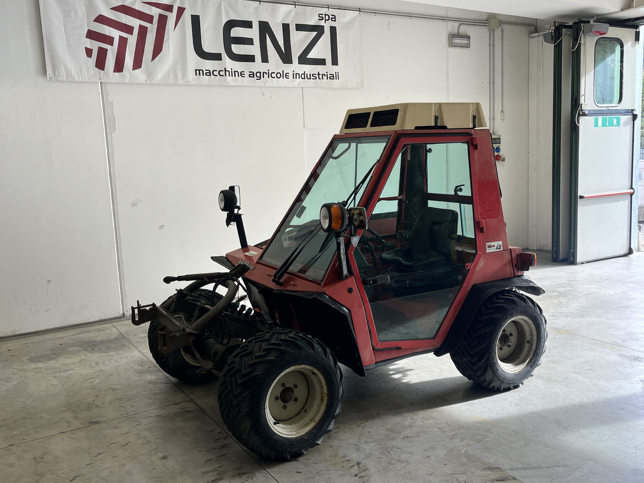 AEBI TT 70 S - Τρακτέρ: φωτογραφία 2 AEBI TT 70 S - Τρακτέρ: φωτογραφία 2