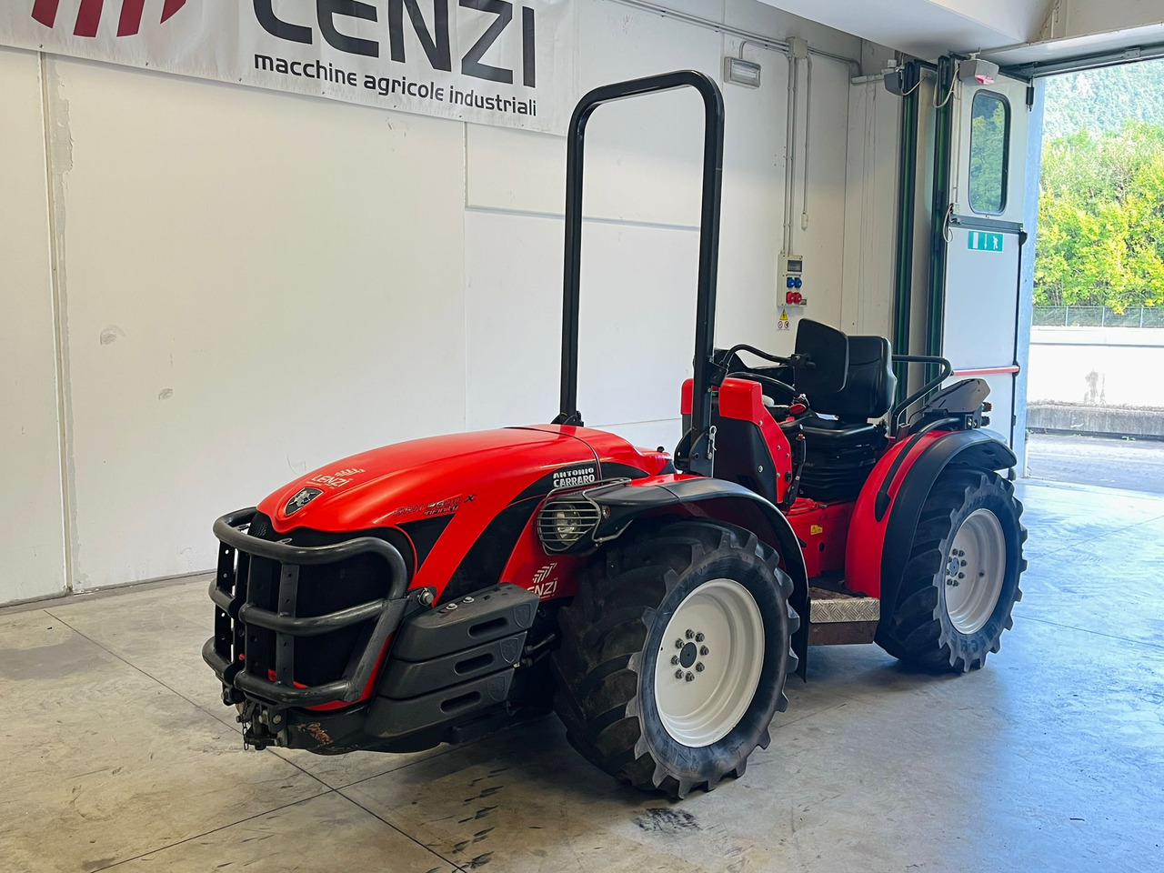 ANTONIO CARRARO SRH 9800 - Τρακτέρ: φωτογραφία 2 ANTONIO CARRARO SRH 9800 - Τρακτέρ: φωτογραφία 2