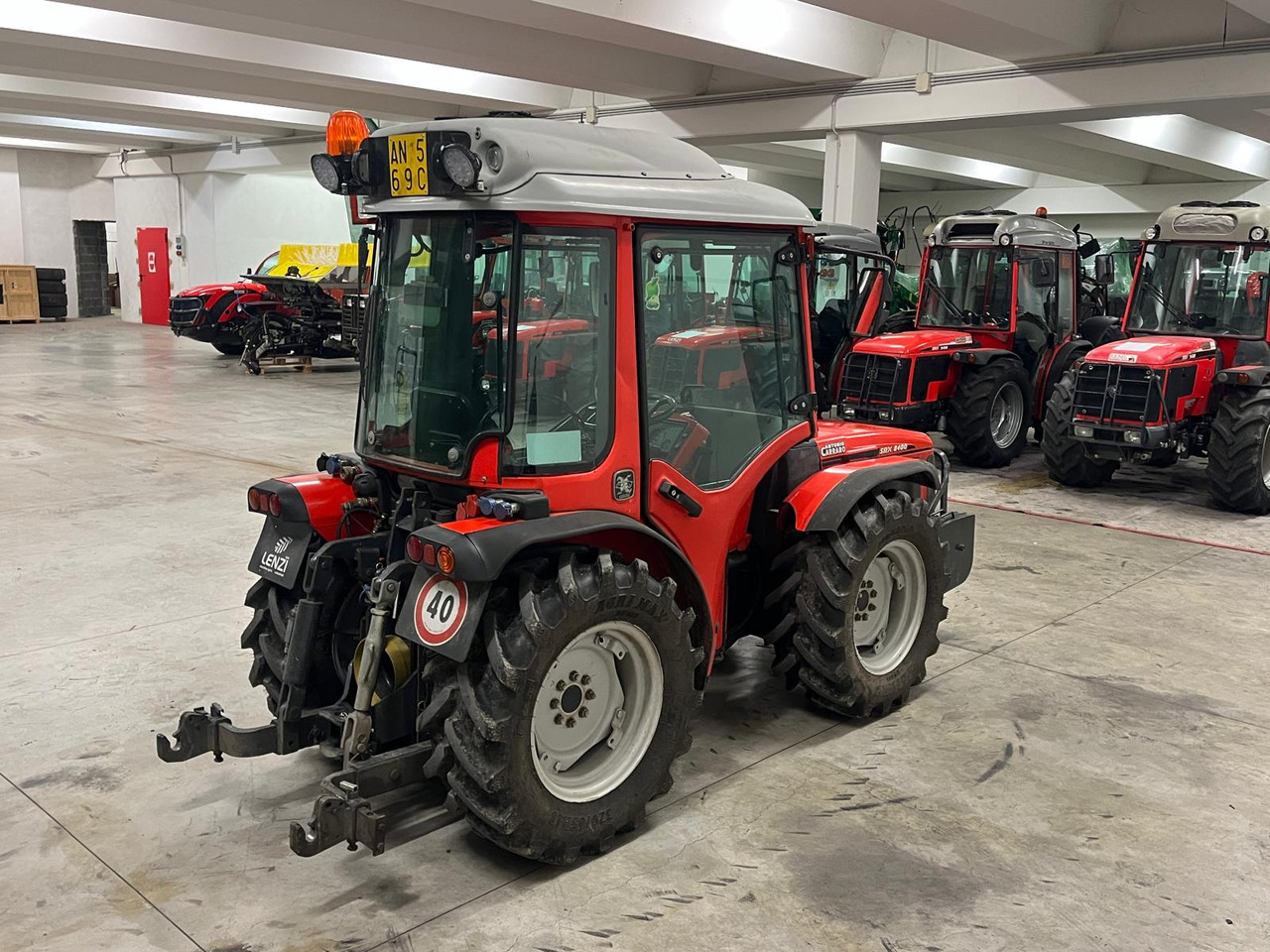 ANTONIO CARRARO SRX 8400 - Τρακτέρ: φωτογραφία 5 ANTONIO CARRARO SRX 8400 - Τρακτέρ: φωτογραφία 5