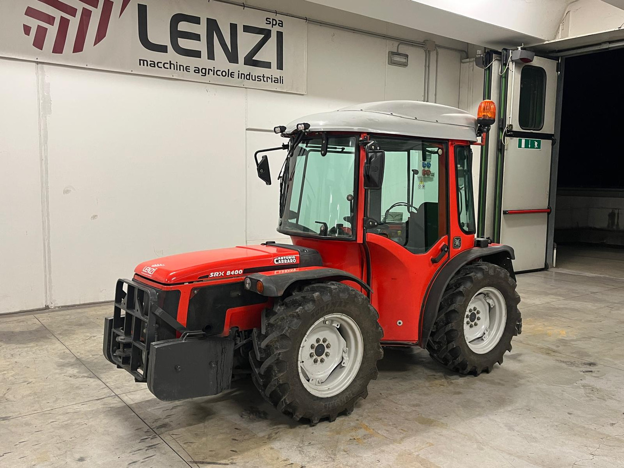 ANTONIO CARRARO SRX 8400 - Τρακτέρ: φωτογραφία 2 ANTONIO CARRARO SRX 8400 - Τρακτέρ: φωτογραφία 2
