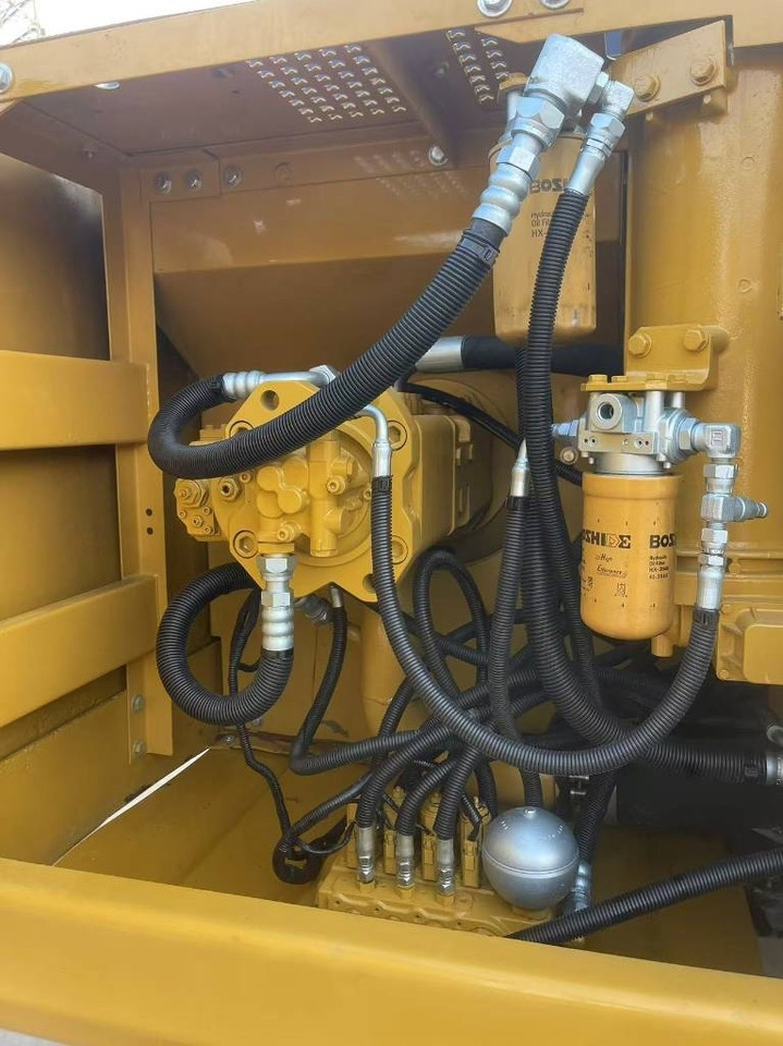 Ερπυστριοφόρος εκσκαφέας CAT 320 B: φωτογραφία 7 Ερπυστριοφόρος εκσκαφέας CAT 320 B: φωτογραφία 7