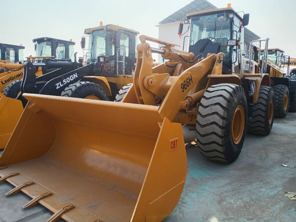 CAT 966 H - Ελαστιχοφόρος φορτωτής: φωτογραφία 5 CAT 966 H - Ελαστιχοφόρος φορτωτής: φωτογραφία 5
