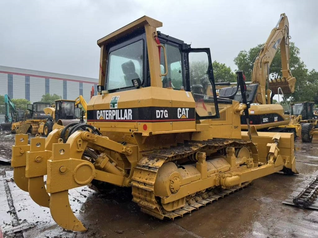 CAT D 7 G - Μπουλντόζα: φωτογραφία 2 CAT D 7 G - Μπουλντόζα: φωτογραφία 2