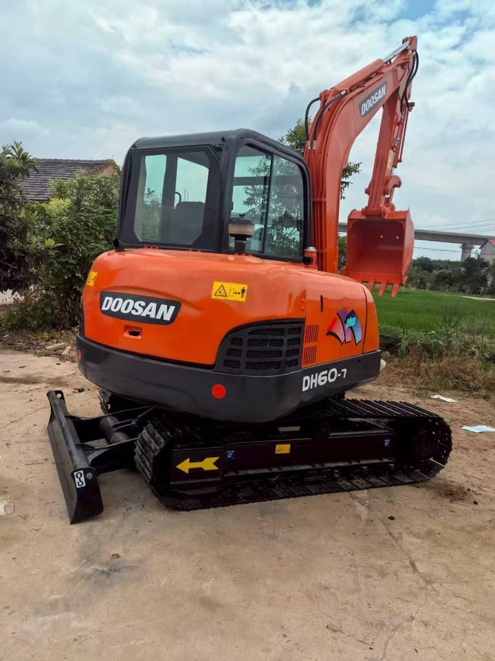 Doosan DH 60-7  - Μίνι εκσκαφέας: φωτογραφία 2 Doosan DH 60-7  - Μίνι εκσκαφέας: φωτογραφία 2