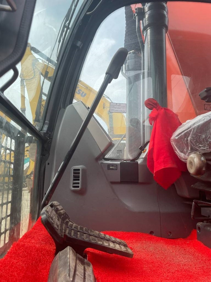 Doosan DX 225 LCA - Ερπυστριοφόρος εκσκαφέας: φωτογραφία 3 Doosan DX 225 LCA - Ερπυστριοφόρος εκσκαφέας: φωτογραφία 3