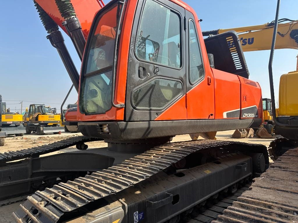 Doosan DX 300 - Ερπυστριοφόρος εκσκαφέας: φωτογραφία 5 Doosan DX 300 - Ερπυστριοφόρος εκσκαφέας: φωτογραφία 5
