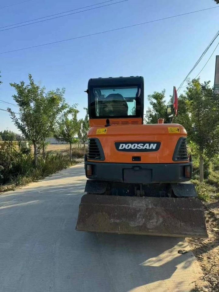 Doosan DX 60 - Ερπυστριοφόρος εκσκαφέας: φωτογραφία 2 Doosan DX 60 - Ερπυστριοφόρος εκσκαφέας: φωτογραφία 2