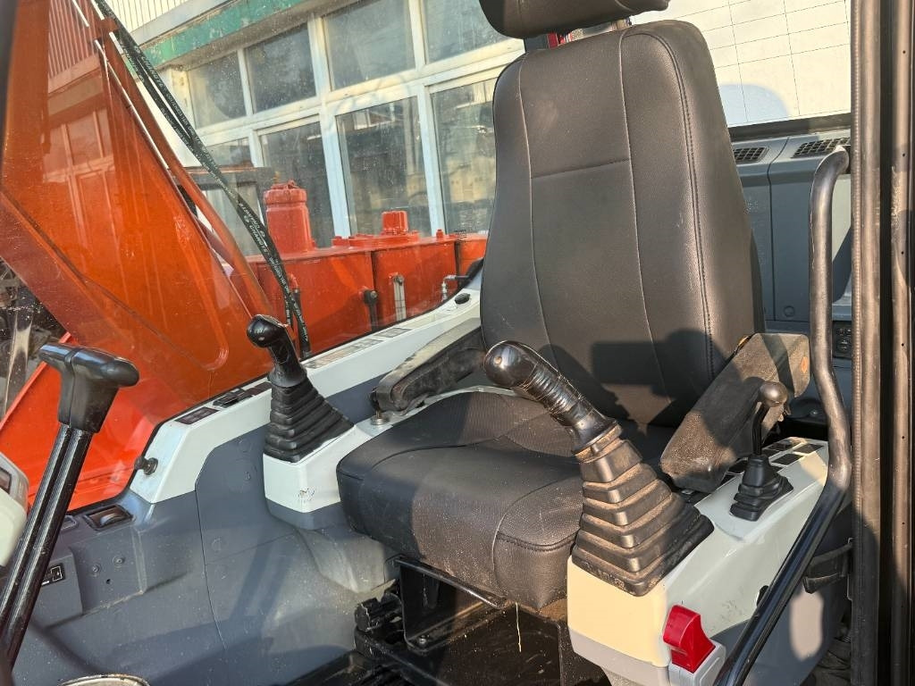 Doosan DX 75 - Ερπυστριοφόρος εκσκαφέας: φωτογραφία 3 Doosan DX 75 - Ερπυστριοφόρος εκσκαφέας: φωτογραφία 3