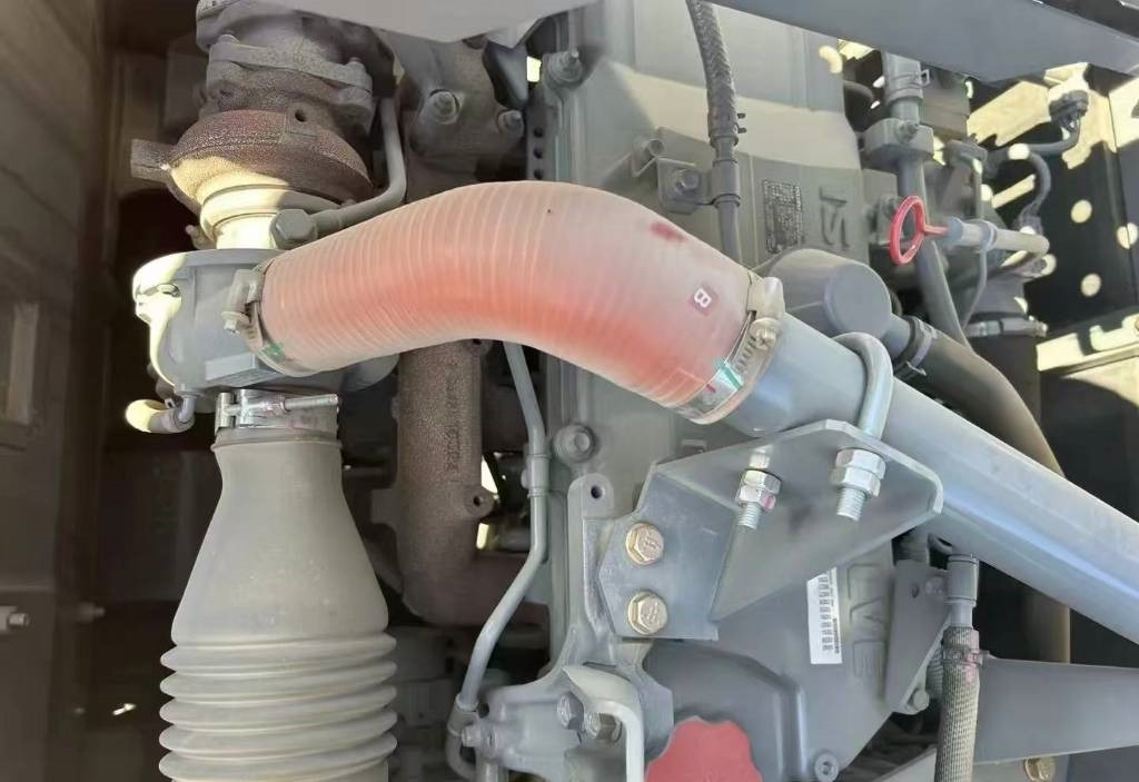 Hitachi 250 - Ερπυστριοφόρος εκσκαφέας: φωτογραφία 2 Hitachi 250 - Ερπυστριοφόρος εκσκαφέας: φωτογραφία 2