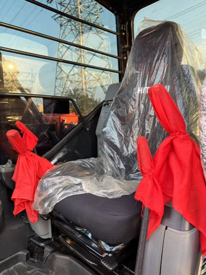 Hitachi 70 - Ερπυστριοφόρος εκσκαφέας: φωτογραφία 4 Hitachi 70 - Ερπυστριοφόρος εκσκαφέας: φωτογραφία 4