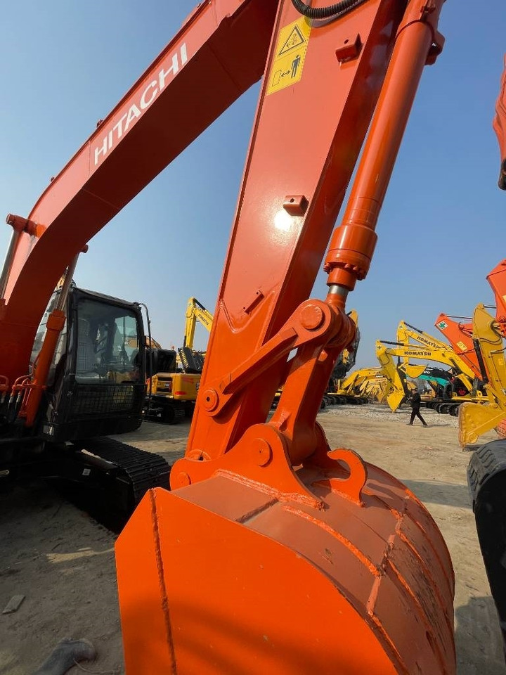 Hitachi ZX 130 - Ερπυστριοφόρος εκσκαφέας: φωτογραφία 2 Hitachi ZX 130 - Ερπυστριοφόρος εκσκαφέας: φωτογραφία 2