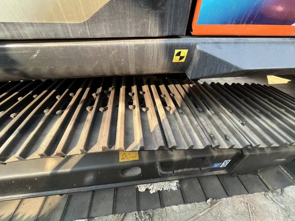 Hitachi ZX 160 - Ερπυστριοφόρος εκσκαφέας: φωτογραφία 5 Hitachi ZX 160 - Ερπυστριοφόρος εκσκαφέας: φωτογραφία 5