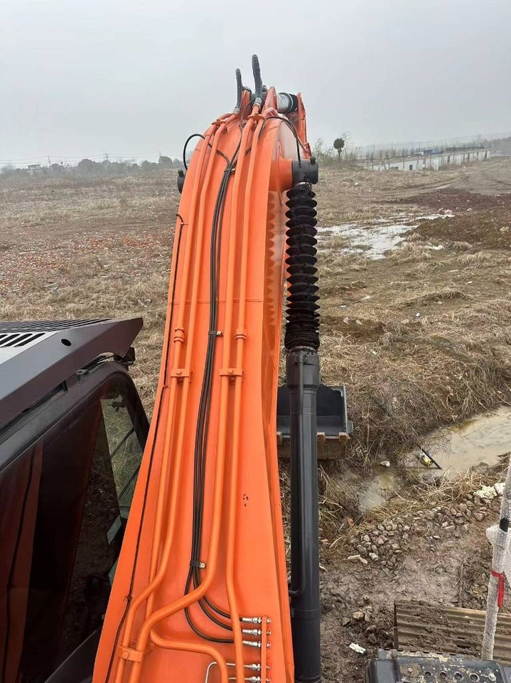 Hitachi ZX 240 - Ερπυστριοφόρος εκσκαφέας: φωτογραφία 3 Hitachi ZX 240 - Ερπυστριοφόρος εκσκαφέας: φωτογραφία 3