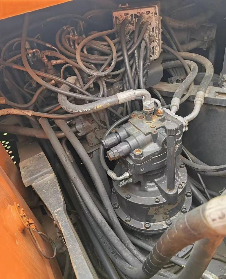 Hitachi Zaxis 200 LC - Μίνι εκσκαφέας: φωτογραφία 2 Hitachi Zaxis 200 LC - Μίνι εκσκαφέας: φωτογραφία 2
