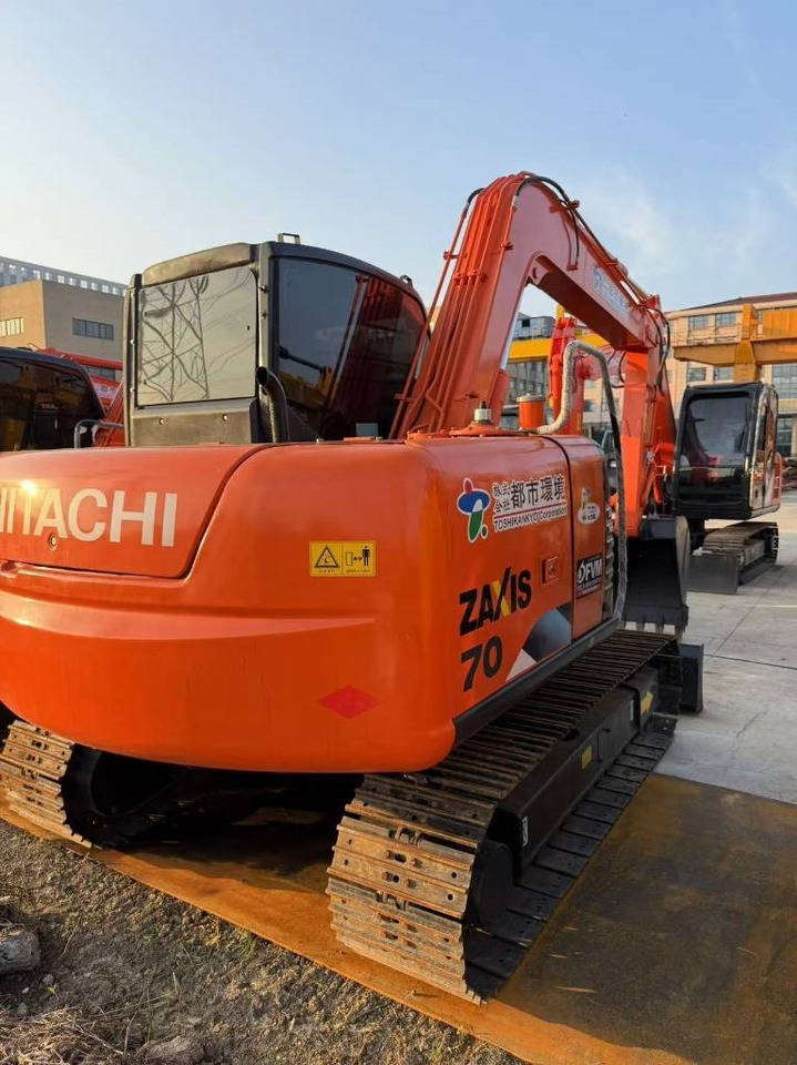 Hitachi Zaxis 70 - Ερπυστριοφόρος εκσκαφέας: φωτογραφία 2 Hitachi Zaxis 70 - Ερπυστριοφόρος εκσκαφέας: φωτογραφία 2