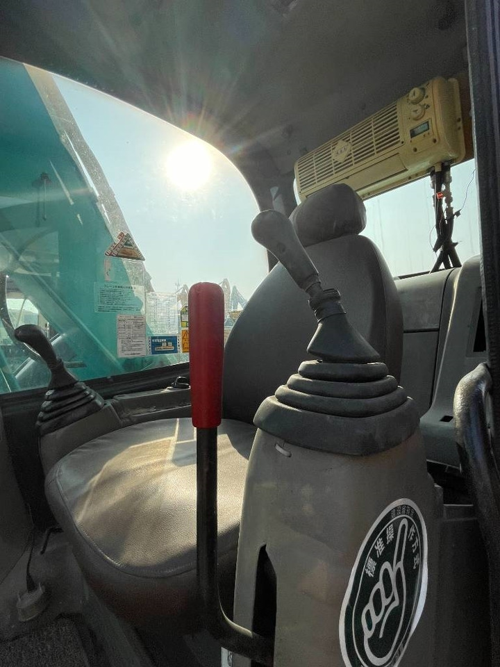 Kobelco SK 135 SR LC - Ερπυστριοφόρος εκσκαφέας: φωτογραφία 5 Kobelco SK 135 SR LC - Ερπυστριοφόρος εκσκαφέας: φωτογραφία 5