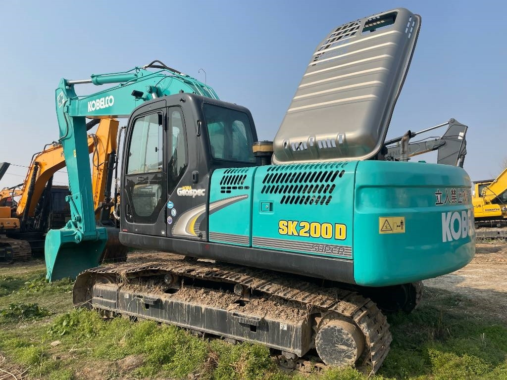 Kobelco SK 200 - Ερπυστριοφόρος εκσκαφέας: φωτογραφία 5 Kobelco SK 200 - Ερπυστριοφόρος εκσκαφέας: φωτογραφία 5