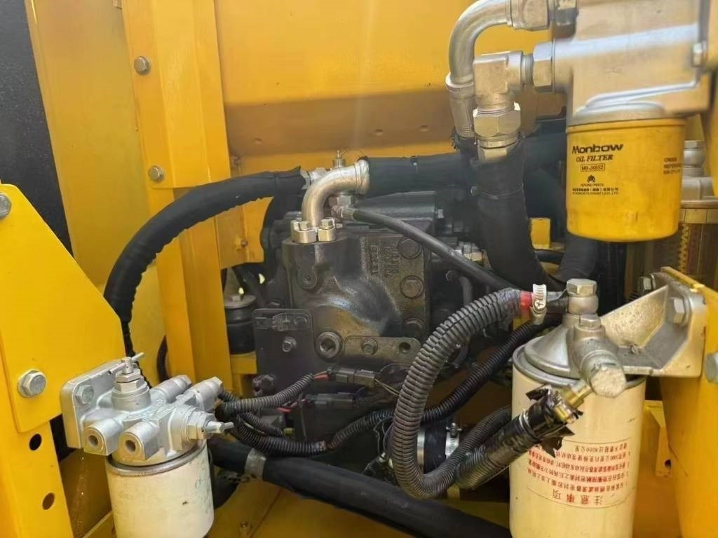 Komatsu PC 130 - Ερπυστριοφόρος εκσκαφέας: φωτογραφία 2 Komatsu PC 130 - Ερπυστριοφόρος εκσκαφέας: φωτογραφία 2