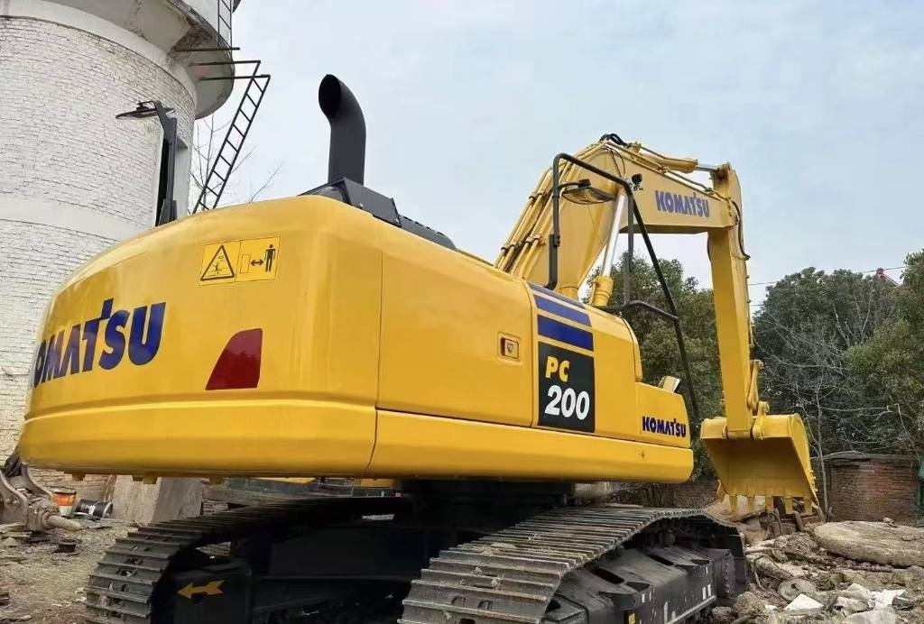 Komatsu PC 200-8  - Ερπυστριοφόρος εκσκαφέας: φωτογραφία 1 Komatsu PC 200-8  - Ερπυστριοφόρος εκσκαφέας: φωτογραφία 1