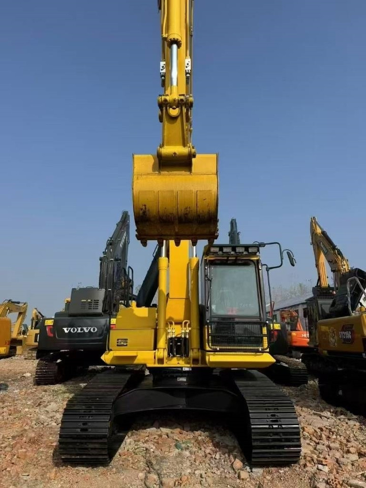 Komatsu PC 220 - Ερπυστριοφόρος εκσκαφέας: φωτογραφία 3 Komatsu PC 220 - Ερπυστριοφόρος εκσκαφέας: φωτογραφία 3