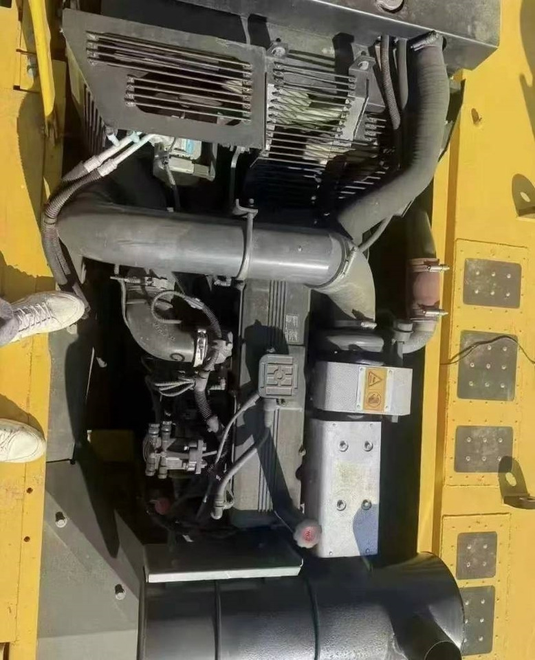 Komatsu PC 350-8 - Ερπυστριοφόρος εκσκαφέας: φωτογραφία 3 Komatsu PC 350-8 - Ερπυστριοφόρος εκσκαφέας: φωτογραφία 3