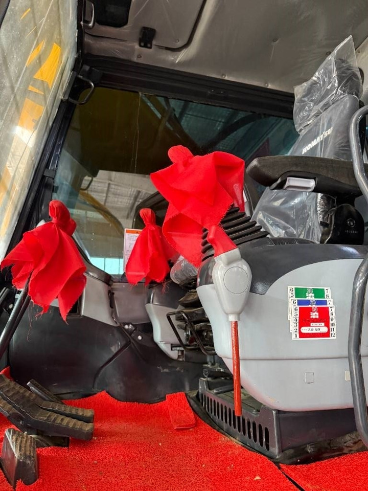 Komatsu PC 350 - Ερπυστριοφόρος εκσκαφέας: φωτογραφία 2 Komatsu PC 350 - Ερπυστριοφόρος εκσκαφέας: φωτογραφία 2