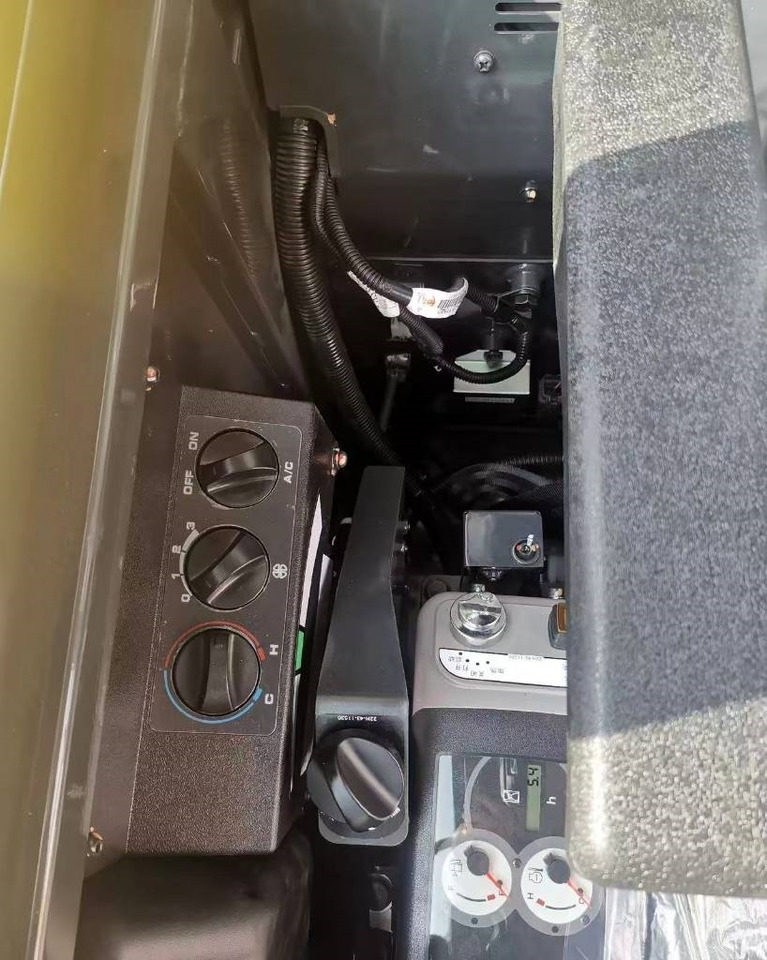 Komatsu PC 58 - Μίνι εκσκαφέας: φωτογραφία 5 Komatsu PC 58 - Μίνι εκσκαφέας: φωτογραφία 5