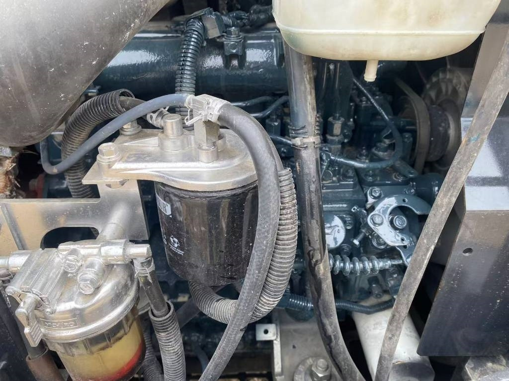 Ερπυστριοφόρος εκσκαφέας Kubota 155: φωτογραφία 10