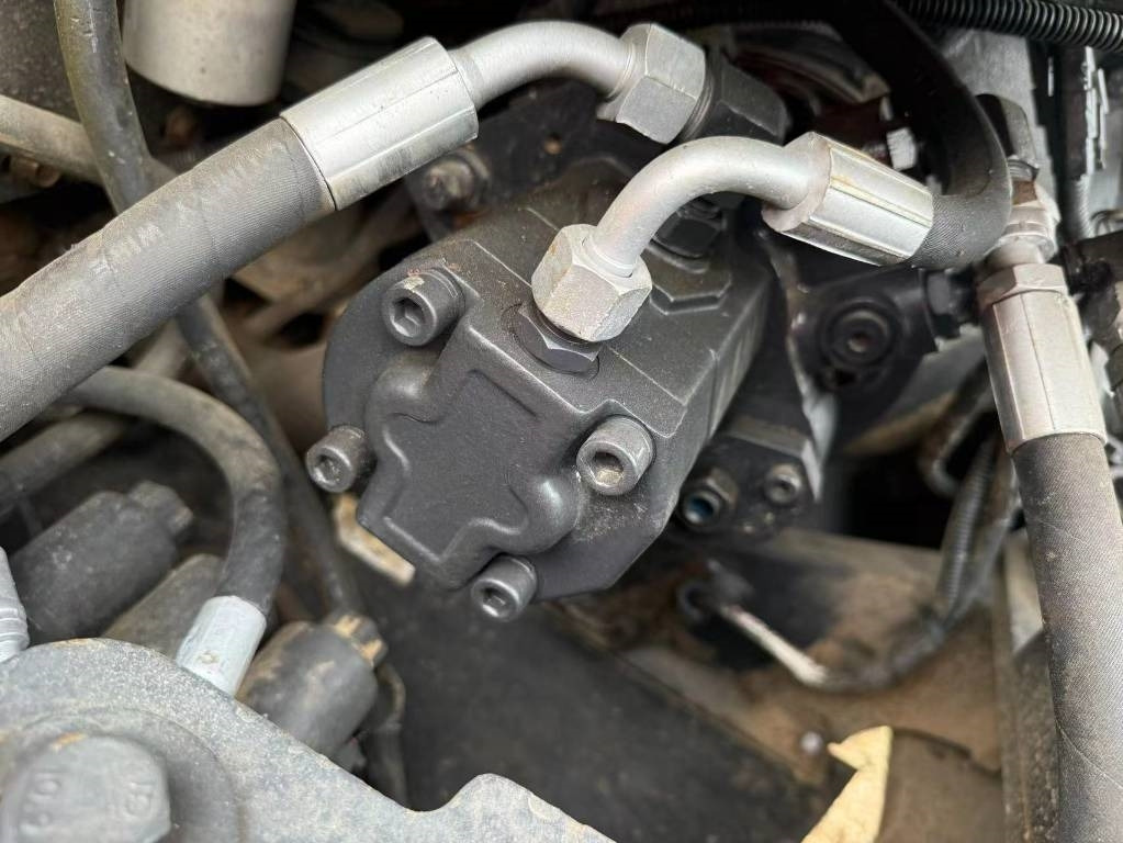 Ερπυστριοφόρος εκσκαφέας Volvo EC 60: φωτογραφία 7 Ερπυστριοφόρος εκσκαφέας Volvo EC 60: φωτογραφία 7