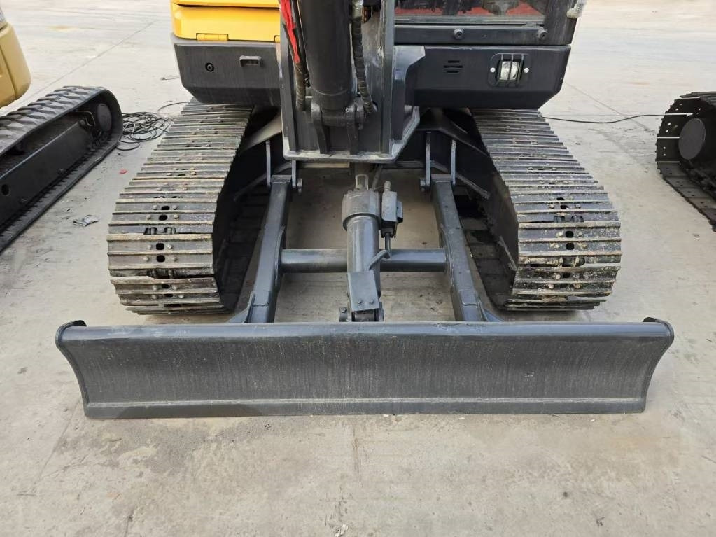 Ερπυστριοφόρος εκσκαφέας Volvo EC 60: φωτογραφία 21 Ερπυστριοφόρος εκσκαφέας Volvo EC 60: φωτογραφία 21