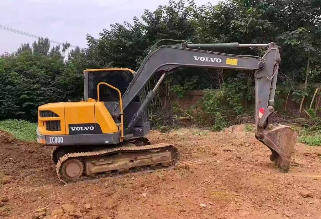 Volvo EC 80 D - Ερπυστριοφόρος εκσκαφέας: φωτογραφία 1 Volvo EC 80 D - Ερπυστριοφόρος εκσκαφέας: φωτογραφία 1