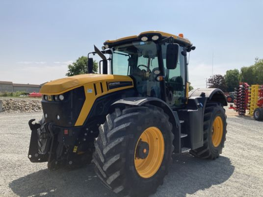 JCB FASTRAC 4220 - Τρακτέρ: φωτογραφία 2 JCB FASTRAC 4220 - Τρακτέρ: φωτογραφία 2