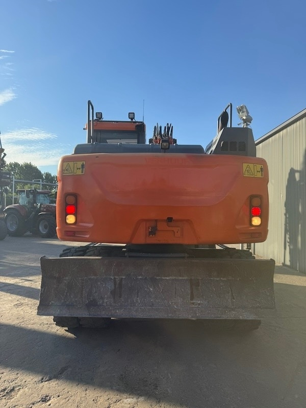 Doosan DX 140 W-5 - Τροχοφόρος εκσκαφέας: φωτογραφία 3 Doosan DX 140 W-5 - Τροχοφόρος εκσκαφέας: φωτογραφία 3