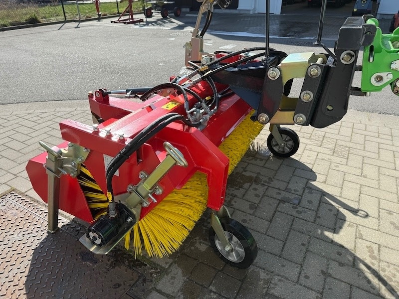 KR Maschinen KM590-1550 - Σκούπα: φωτογραφία 4 KR Maschinen KM590-1550 - Σκούπα: φωτογραφία 4