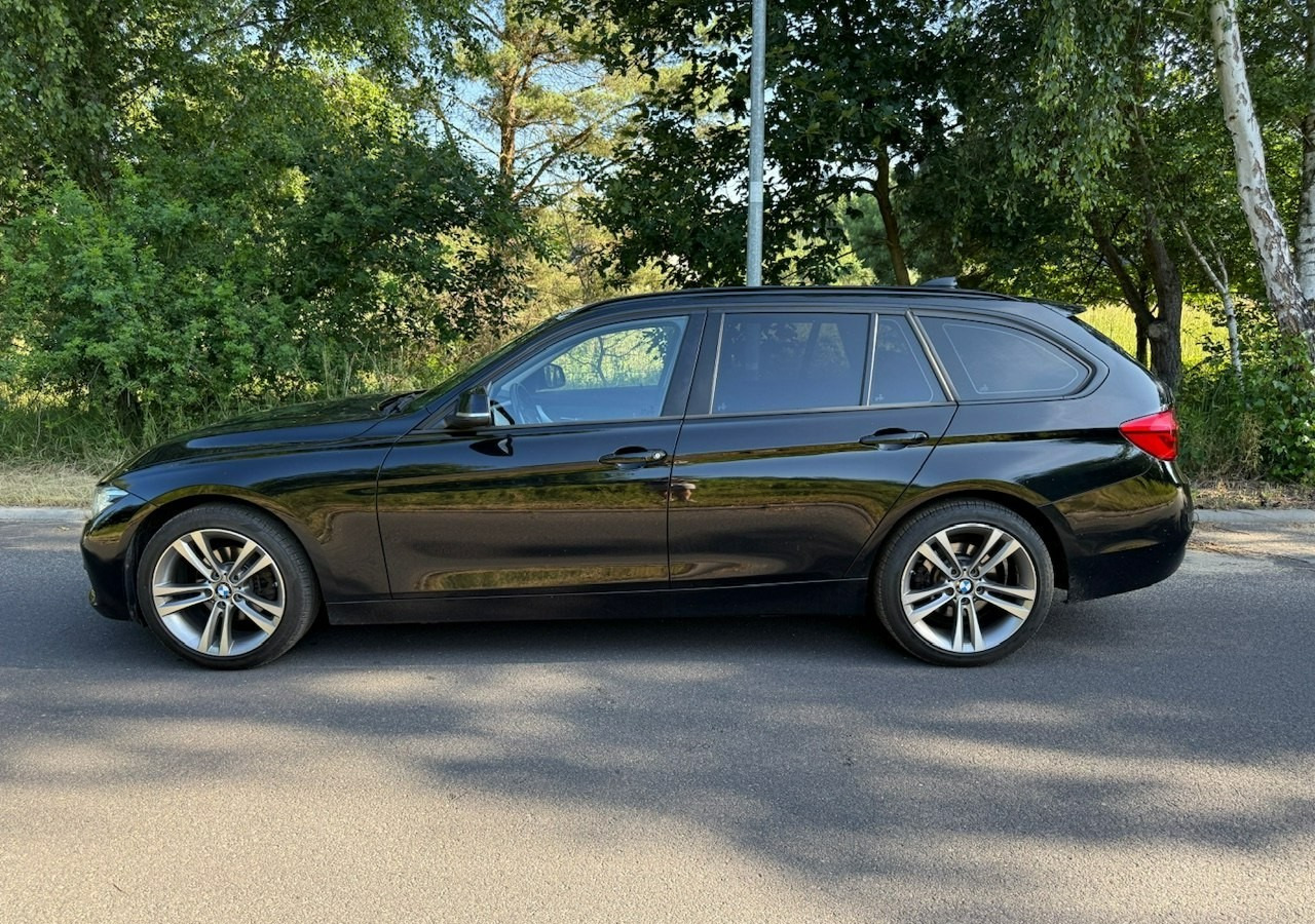BMW SERIA 3 V (F30/F31/F34) BMW SERIA 3 318d 150KM Automat SportLine*AdaptiveLed*Navi*Półskóra*SerwisBMW* FV - Station wagon: φωτογραφία 2 BMW SERIA 3 V (F30/F31/F34) BMW SERIA 3 318d 150KM Automat SportLine*AdaptiveLed*Navi*Półskóra*SerwisBMW* FV - Station wagon: φωτογραφία 2