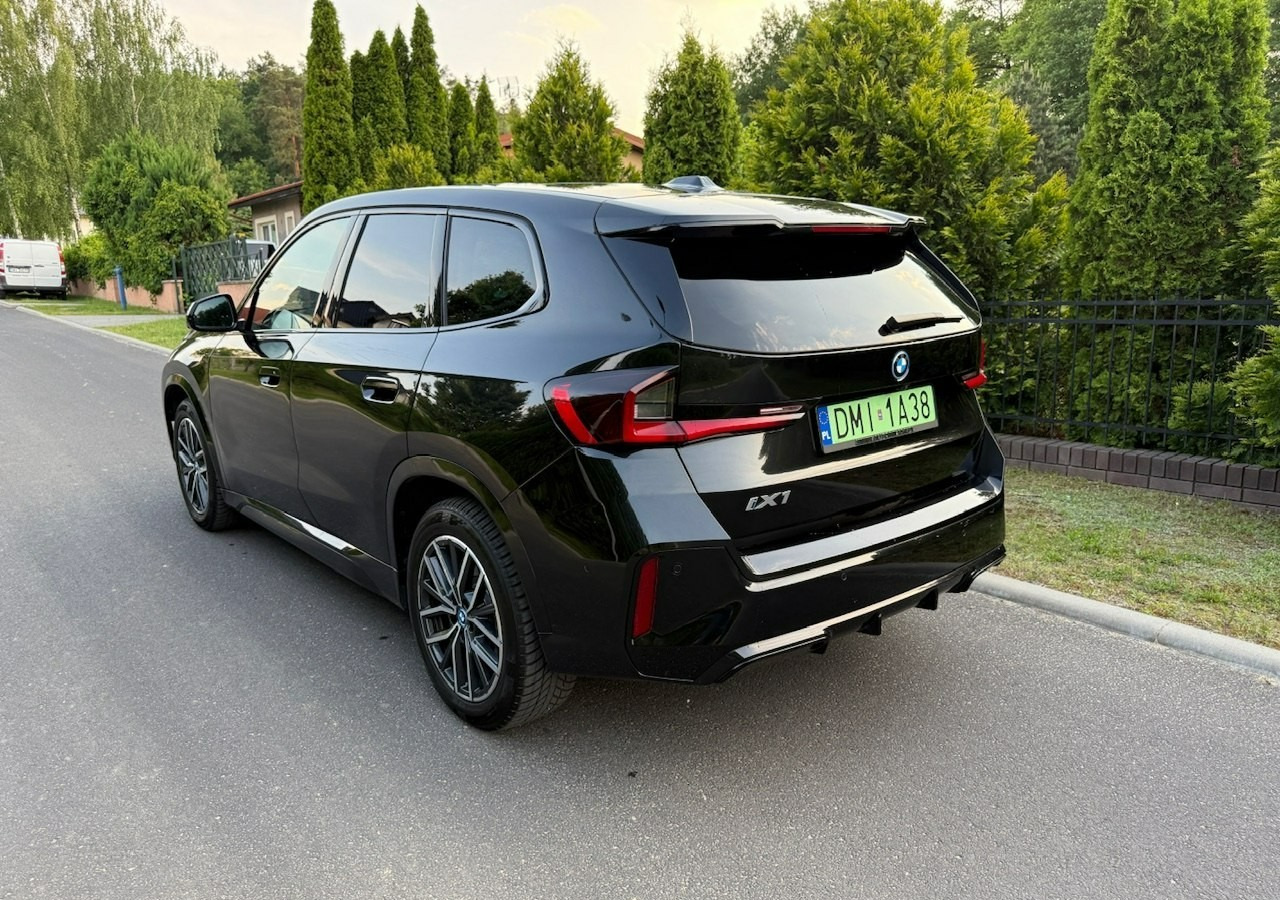 BMW X1 iX1 iX1 xDrive30 313KM M-Sport H/K Panorama AdaptiveLed Masaże Kam360 - SUV: φωτογραφία 3 BMW X1 iX1 iX1 xDrive30 313KM M-Sport H/K Panorama AdaptiveLed Masaże Kam360 - SUV: φωτογραφία 3