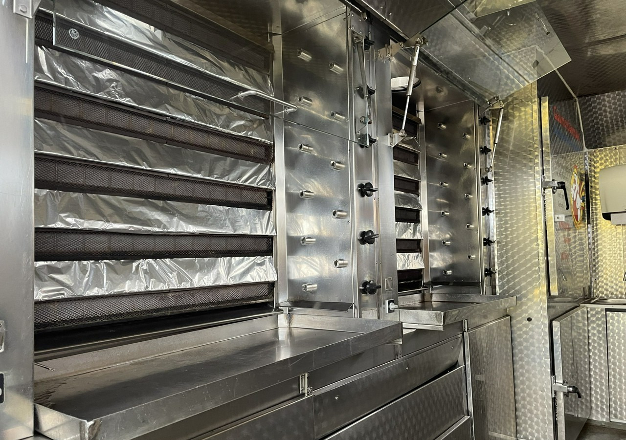 Fiat Ducato Autosklep Autogrill Gastronomiczny Food Truck Foodtruck sklep bar20 - Αυτοκινούμενη καντίνα: φωτογραφία 4 Fiat Ducato Autosklep Autogrill Gastronomiczny Food Truck Foodtruck sklep bar20 - Αυτοκινούμενη καντίνα: φωτογραφία 4