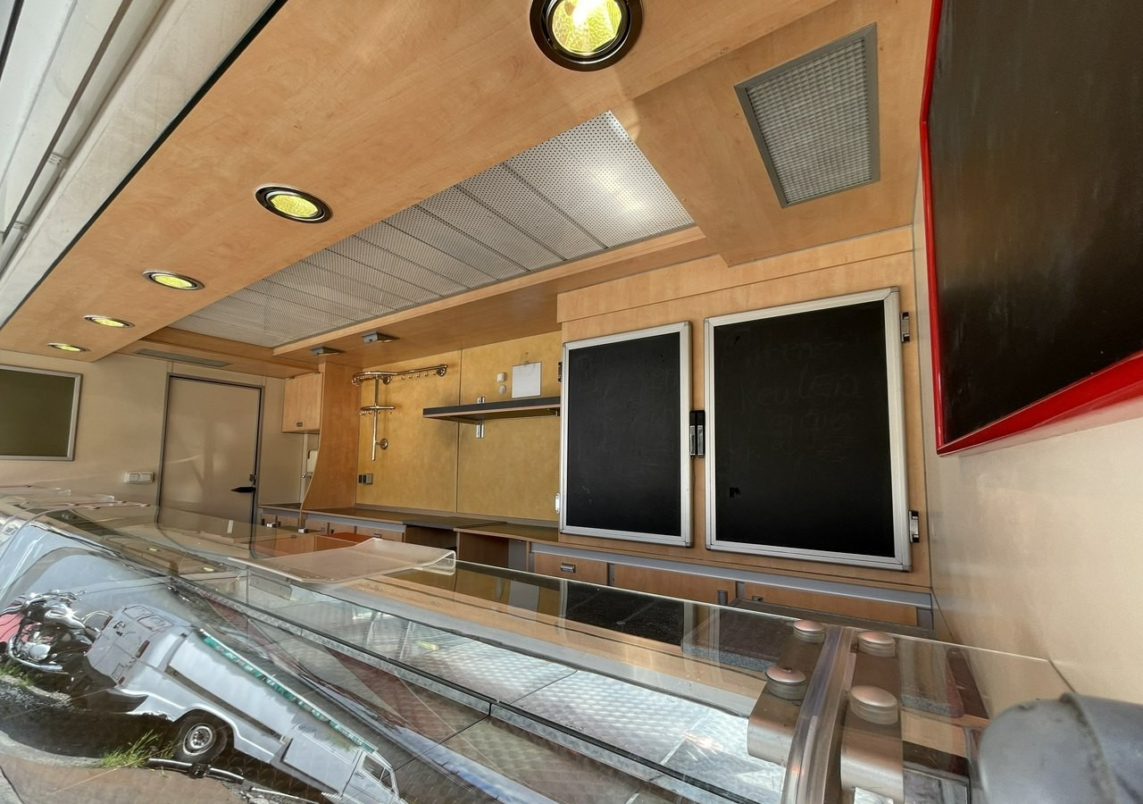 Fiat Ducato Autosklep wędlin Gastronomiczny Food Truck Foodtruck Sklep Borco - Αυτοκινούμενη καντίνα: φωτογραφία 3 Fiat Ducato Autosklep wędlin Gastronomiczny Food Truck Foodtruck Sklep Borco - Αυτοκινούμενη καντίνα: φωτογραφία 3
