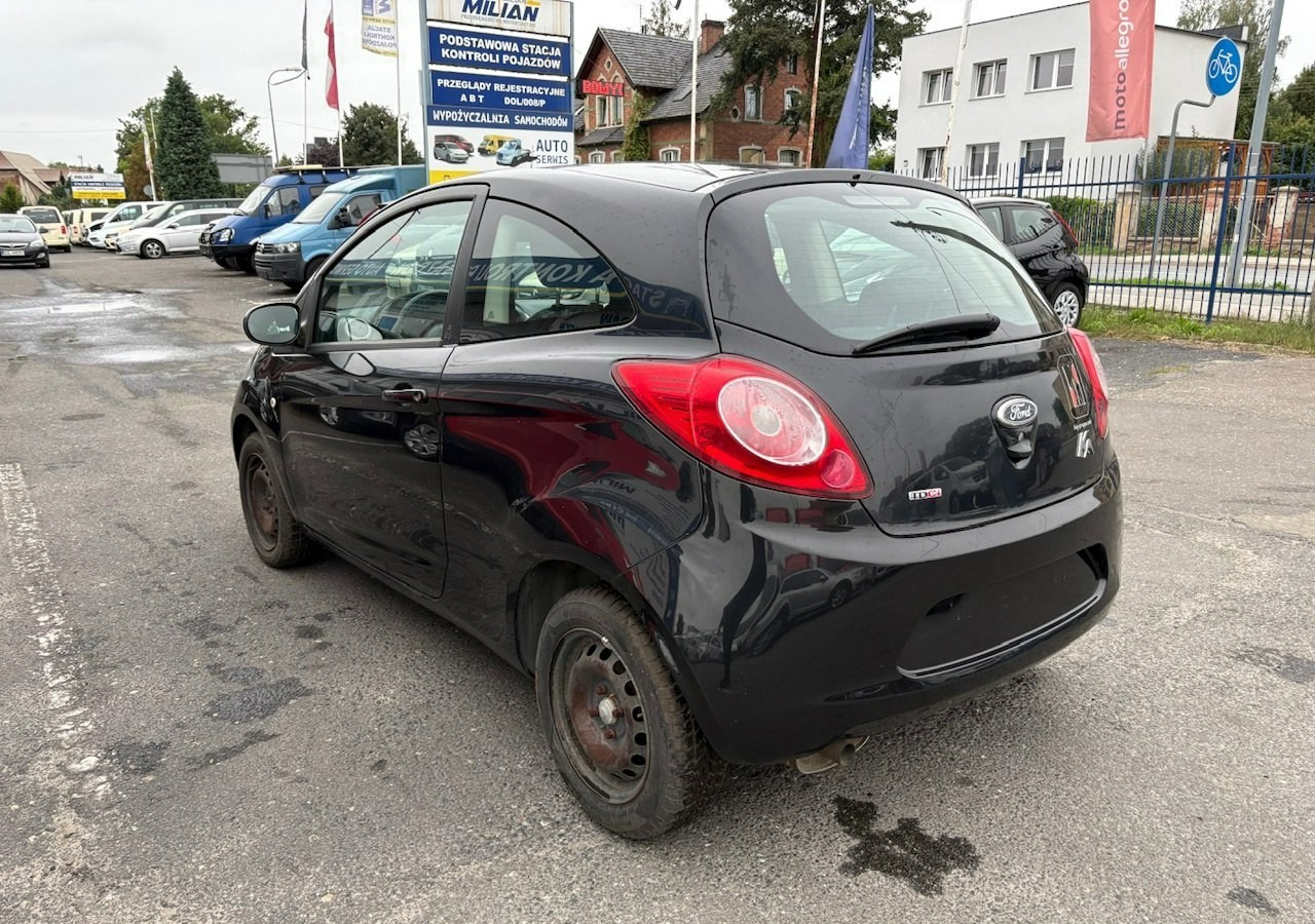 Ford KA II Ford KA 1,3 tdci 75KM 2012 - Hatchback: φωτογραφία 4 Ford KA II Ford KA 1,3 tdci 75KM 2012 - Hatchback: φωτογραφία 4