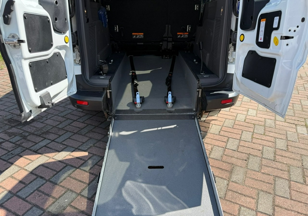 Ford Tourneo Connect II Connect dla niepełnosprawnych Rampa Inwalida PFRON Model 2021 - Αυτοκίνητο: φωτογραφία 4 Ford Tourneo Connect II Connect dla niepełnosprawnych Rampa Inwalida PFRON Model 2021 - Αυτοκίνητο: φωτογραφία 4