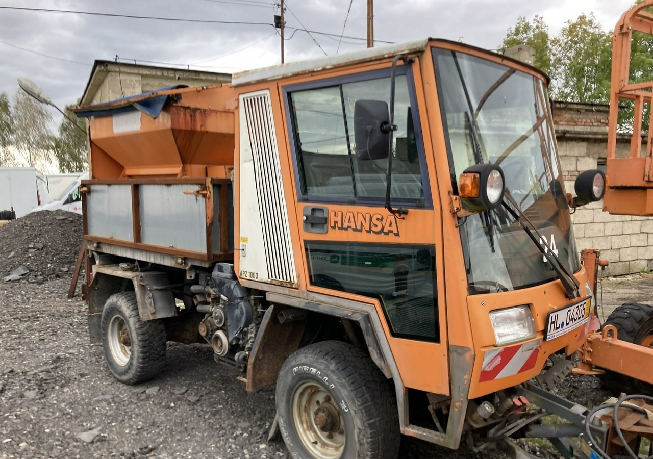 Inna Inny Hansa 4X4 pług posypywarka wywrotka - Εκχιονιστικό μηχάνημα: φωτογραφία 2 Inna Inny Hansa 4X4 pług posypywarka wywrotka - Εκχιονιστικό μηχάνημα: φωτογραφία 2