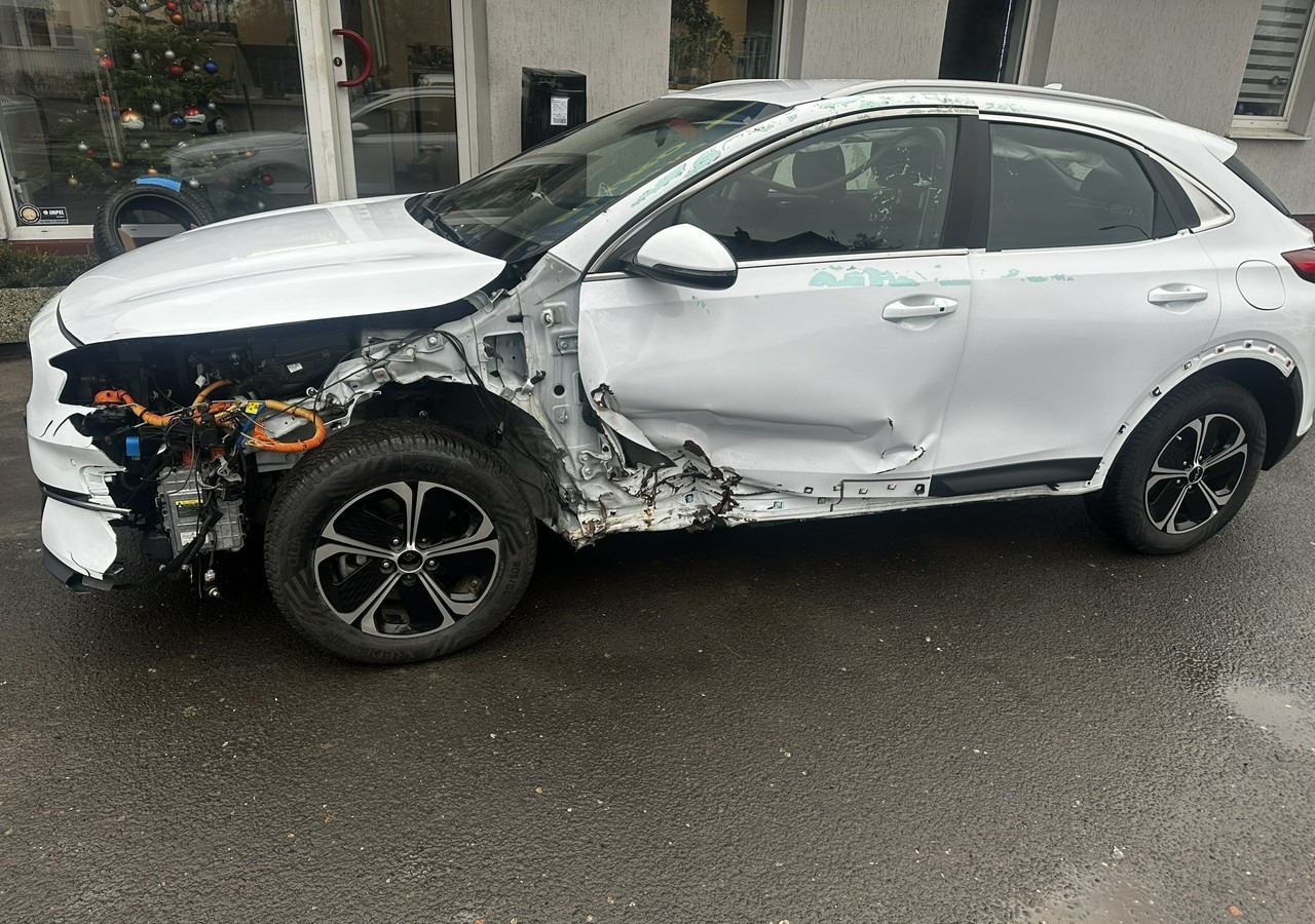 Kia Xceed 1.6 GDI Hybryda Plug-in 50 km na prądzie 2022 - Hatchback: φωτογραφία 5 Kia Xceed 1.6 GDI Hybryda Plug-in 50 km na prądzie 2022 - Hatchback: φωτογραφία 5