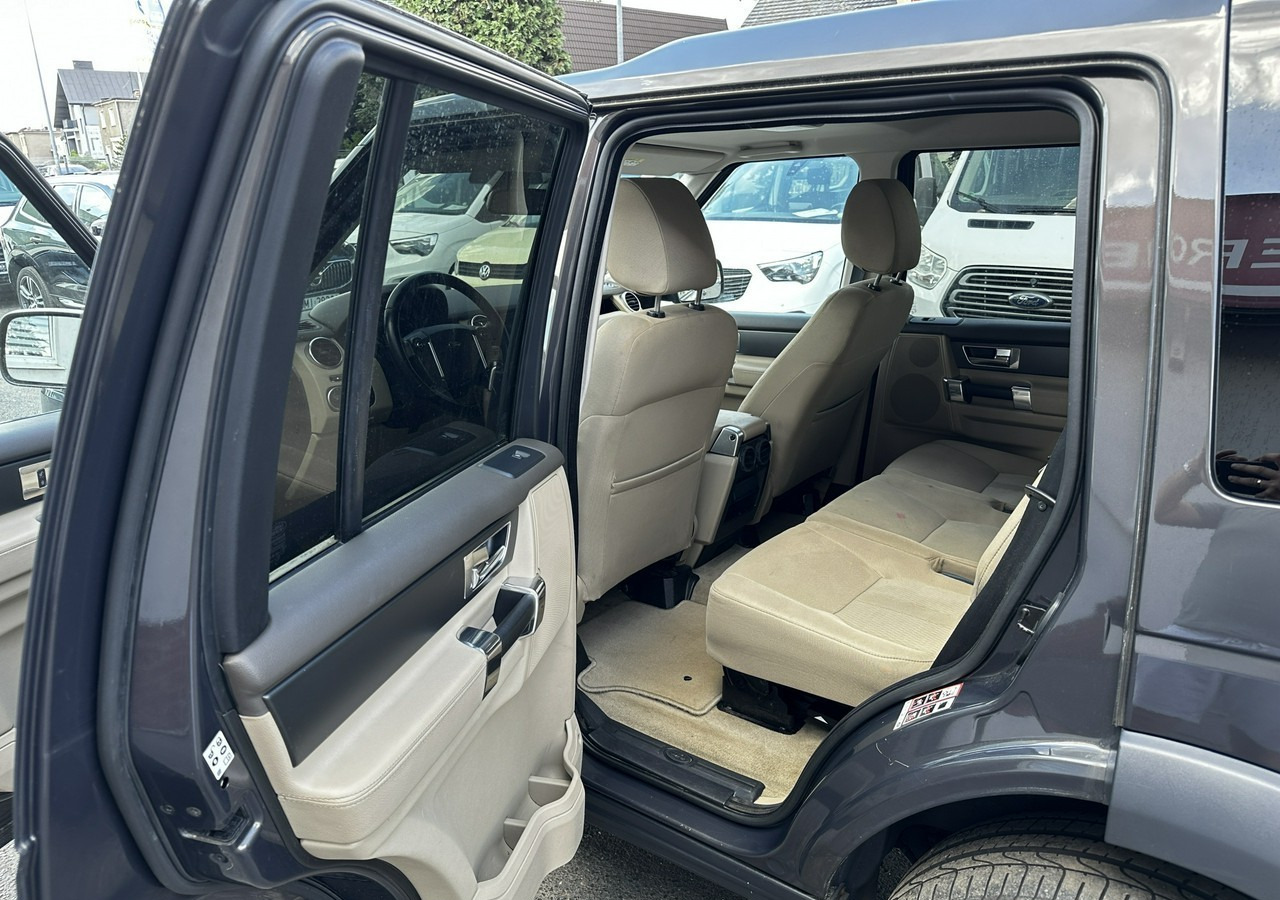 SUV Land Rover Discovery IV Discovery IV 3.0SD V6 HSE Bogate Wyposażenie 2013: φωτογραφία 15