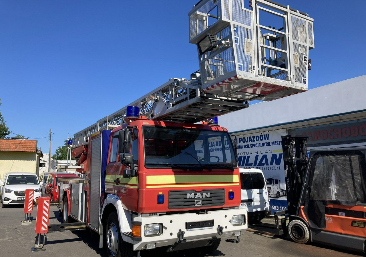 Πυροσβεστικό όχημα MAN L 2000 MAN 15,280 Straż pożarna drabina Strażacka zwyżka 32m Metz Model 20: φωτογραφία 9