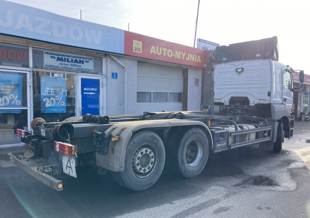 Φορτηγό φόρτωσης γάντζου Mercedes-Benz Axor 2543 Hakowiec MEILLER-KIPPER Model 2009 Axor 2543 Hakowiec MEILLER-KIPPER Model 2009: φωτογραφία 9