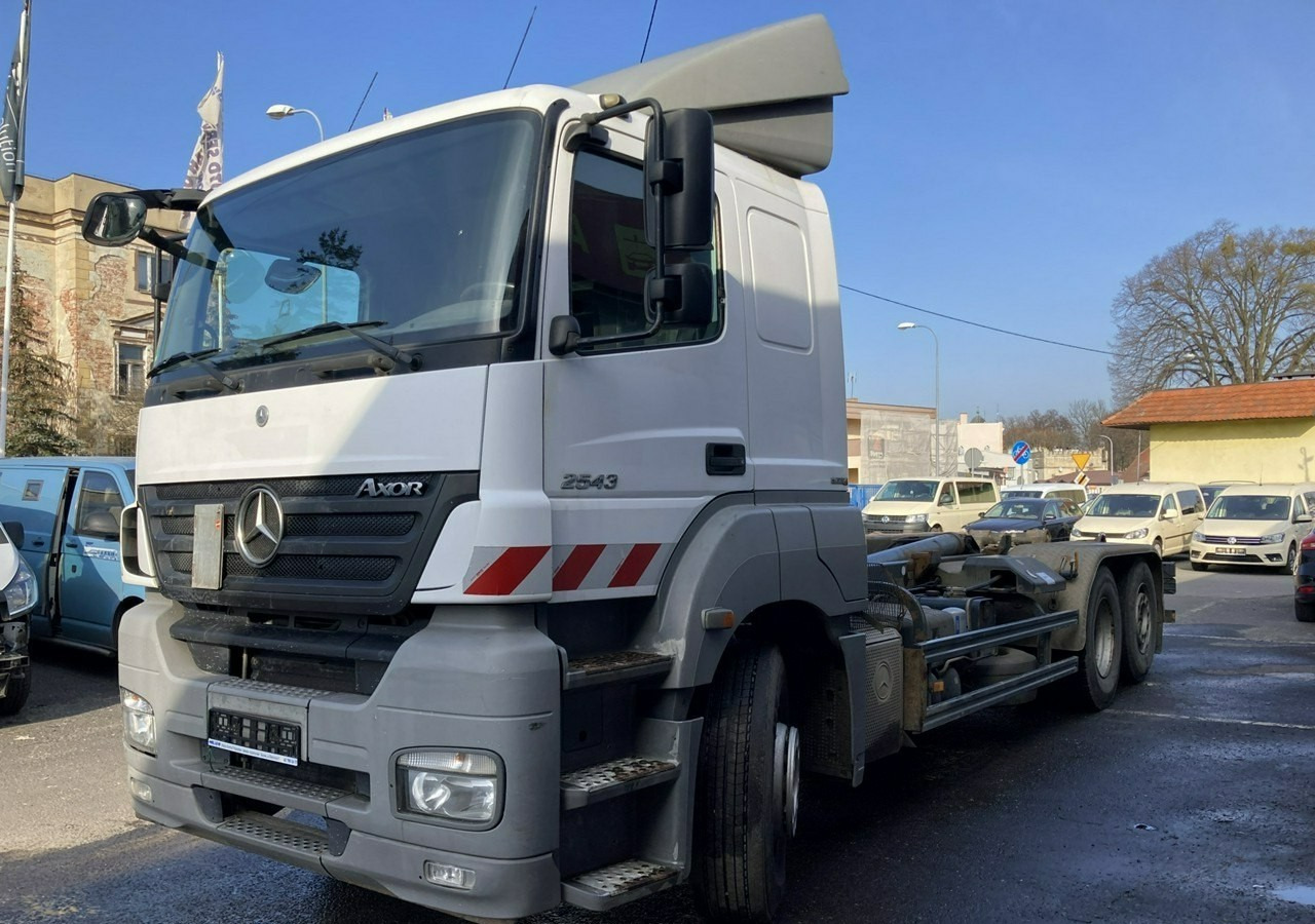 Mercedes-Benz Inny Mercedes-Benz Mercedes Axor 2543 Hakowiec bramowiec MEILLER-KIPPER Model 2009 - Φορτηγό φόρτωσης γάντζου: φωτογραφία 1 Mercedes-Benz Inny Mercedes-Benz Mercedes Axor 2543 Hakowiec bramowiec MEILLER-KIPPER Model 2009 - Φορτηγό φόρτωσης γάντζου: φωτογραφία 1
